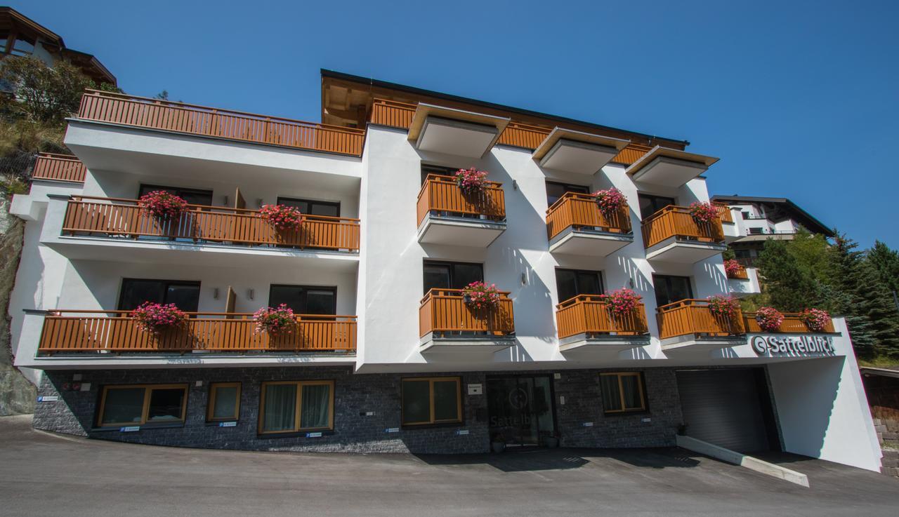 Haus Sattelblick Hotel Sankt Anton am Arlberg Exterior photo